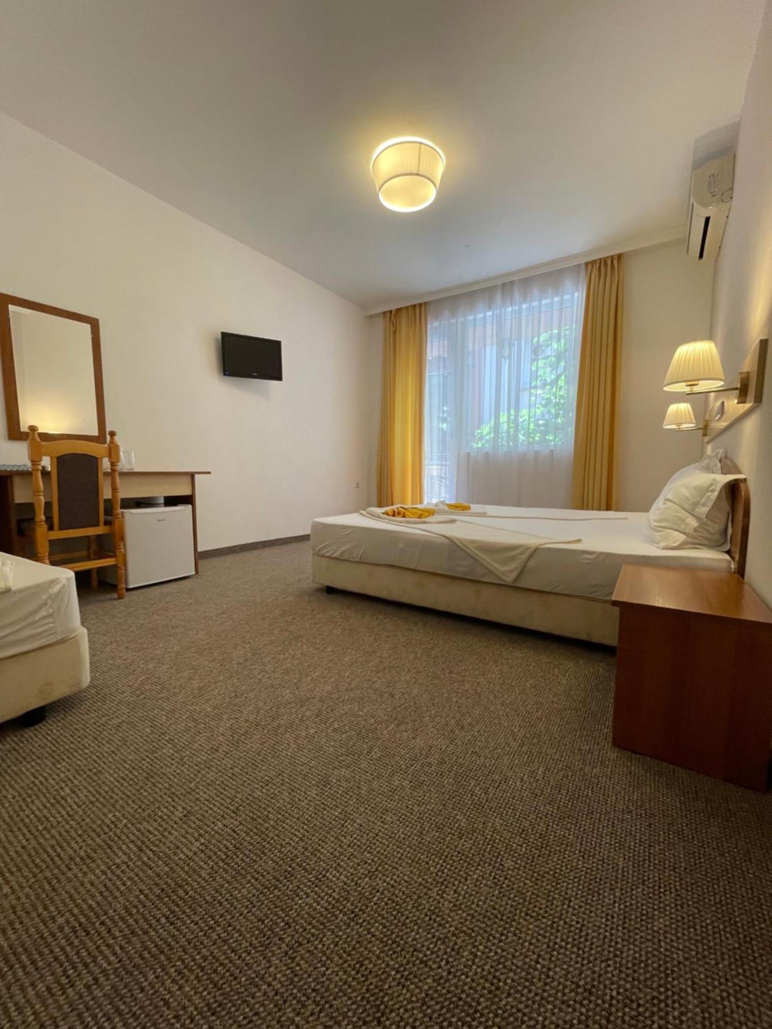Alatoni Beach Hotel Sozopol Exterior photo