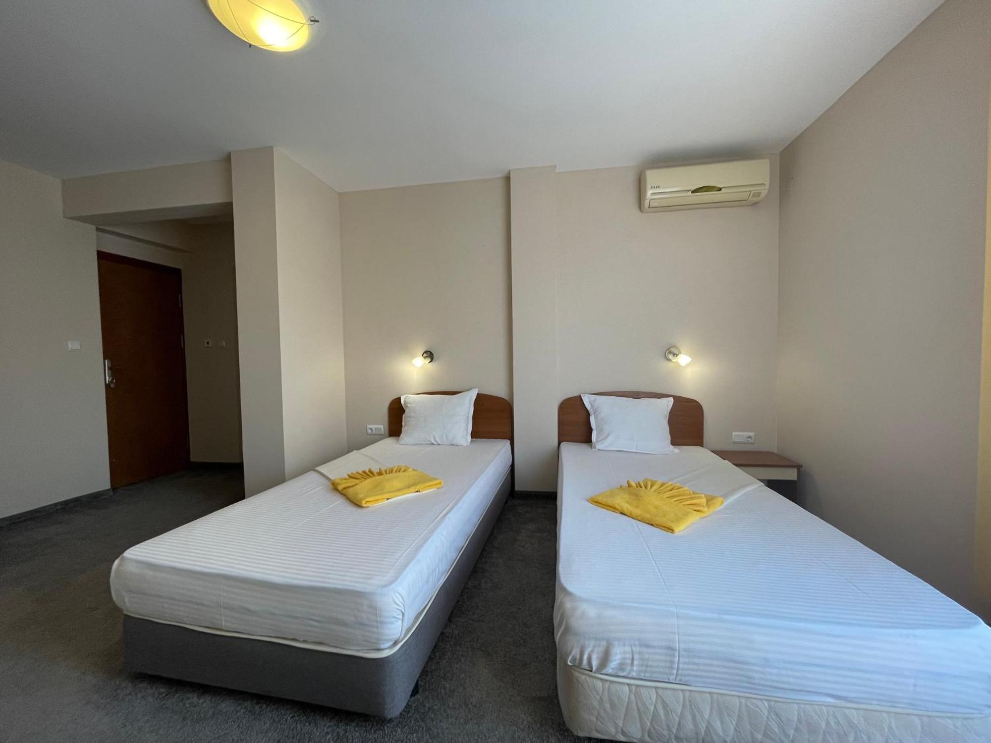 Alatoni Beach Hotel Sozopol Exterior photo